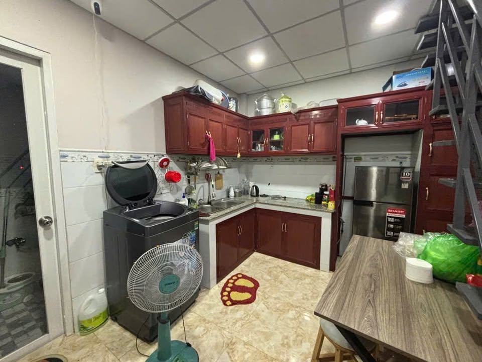 Bán Gấp Mặt Tiền Kinh Doanh Trần Thị Cờ 100m² giá 8.5 tỷ - Cơ hội đầu tư tuyệt vời!