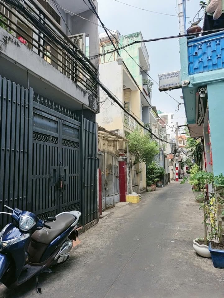 Nhà phố Tân Bình 25.08m² giá 3 tỷ - Vị trí trung tâm, di chuyển thuận lợi!