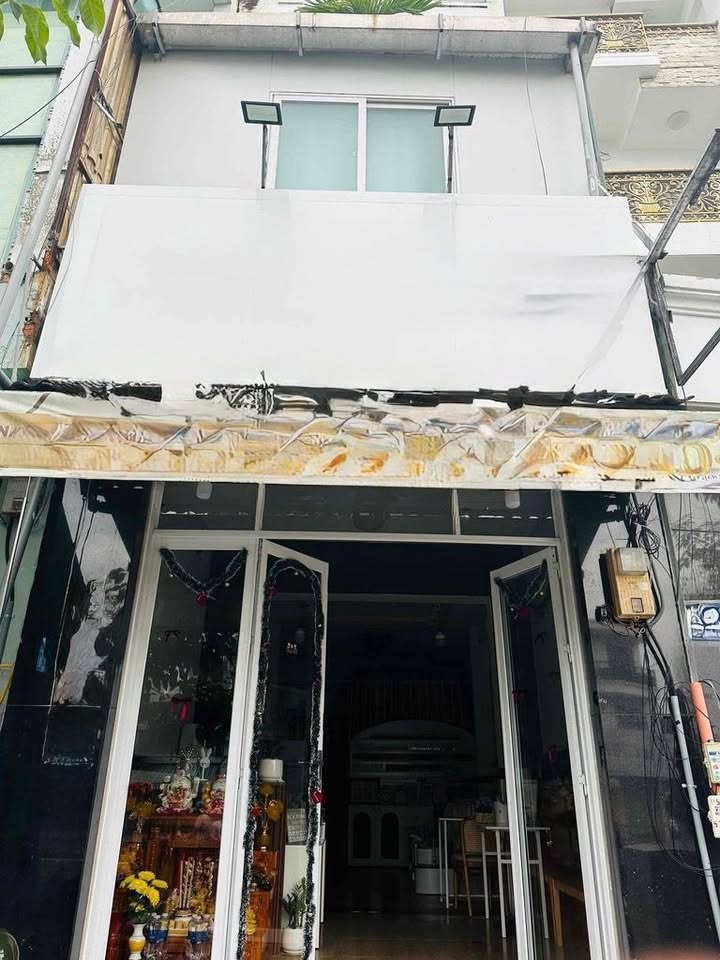 Nhà mặt tiền Dương Quảng Hàm, Gò Vấp 67m² giá 16.7 tỷ - Đầu tư sinh lời ngay!