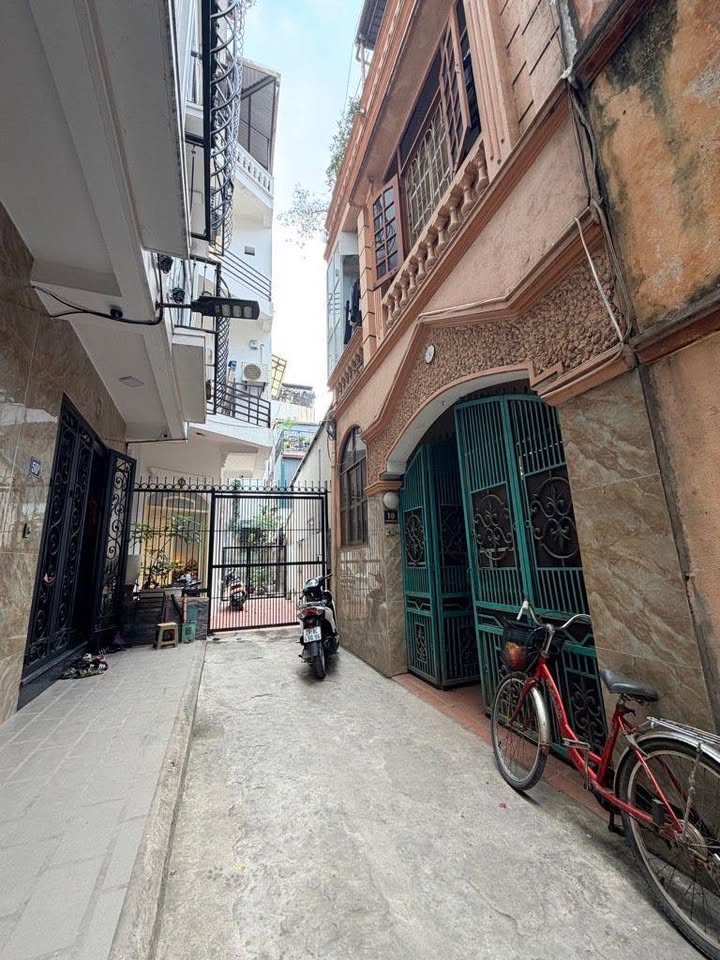 Đất nền Tứ Liên Tây Hồ 60m² giá 10 tỷ - Tiềm năng phát triển mạnh mẽ!