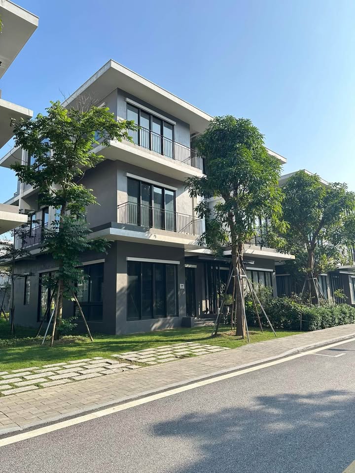 Biệt thự vườn Eco Central Park Vinh 162m² giá 9 tỷ - Không gian xanh lý tưởng!