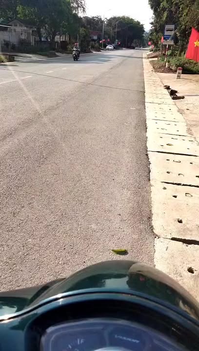 Đất nền xã Tử Nê, huyện Tân Lạc 408m² giá 2 tỷ - Lô góc 2 mặt tiền