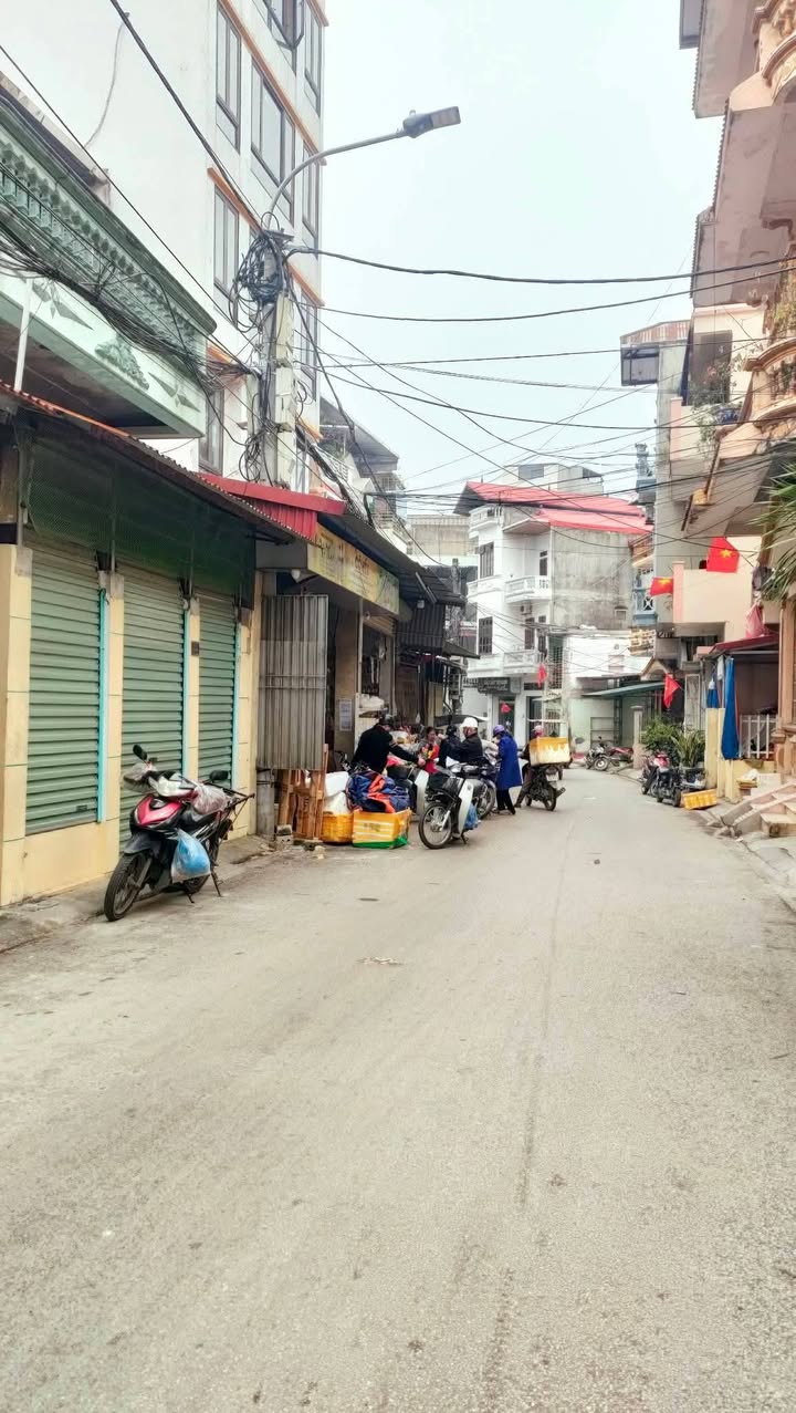 Nhà cấp 4 mặt đường Phan Đình Phùng Lạng Sơn 173m² giá 3 tỷ - Kinh doanh thuận lợi!