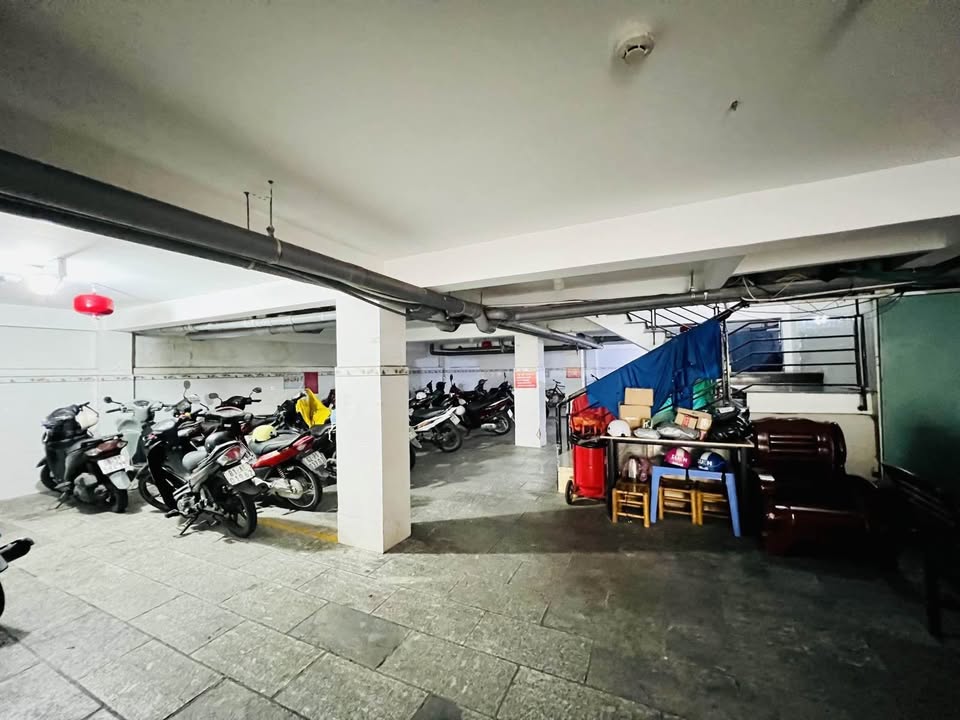 Căn hộ dịch vụ Tân Bình 168m² giá 34 tỷ - Vị trí đắc địa gần nhà ga T3!