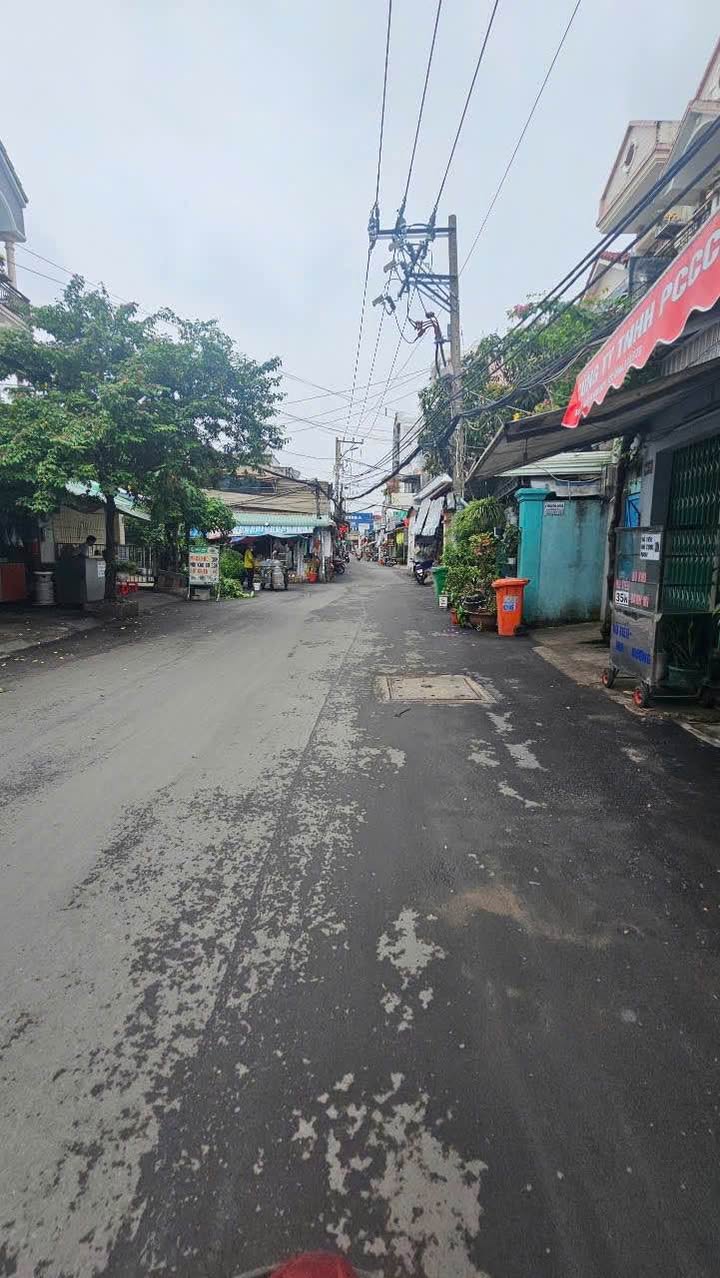 Nhà phố Phú Thuận Quận 7 266.3m² giá 13.5 tỷ - Vào ở ngay, full nội thất!