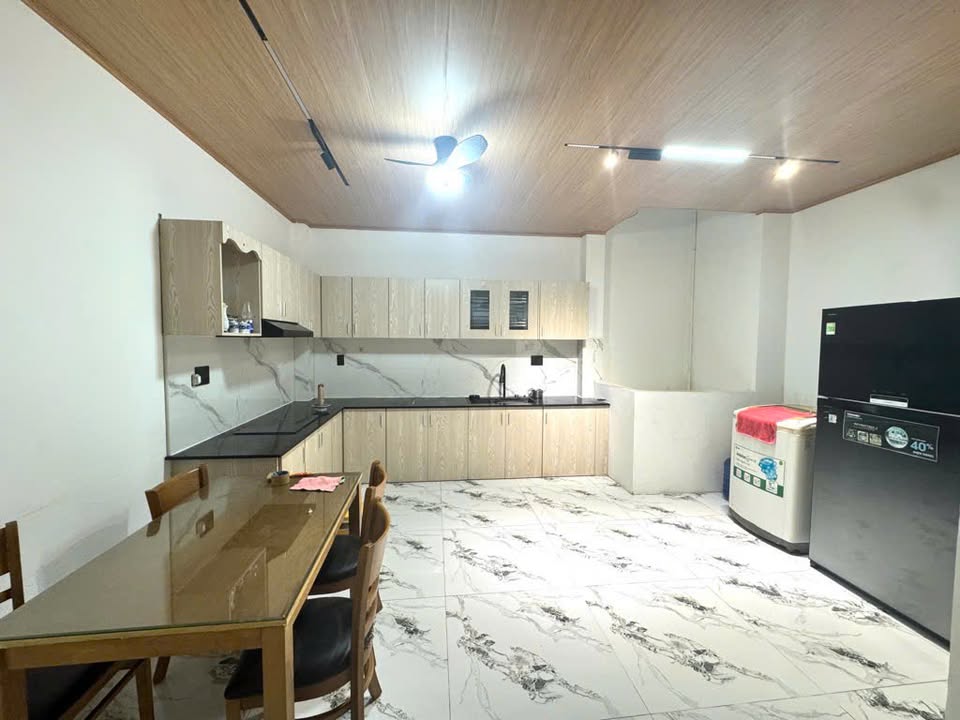 Nhà 4 tầng đường Lê Đình Thám 43m² giá 4.6 tỷ - Kinh doanh đỉnh cao!