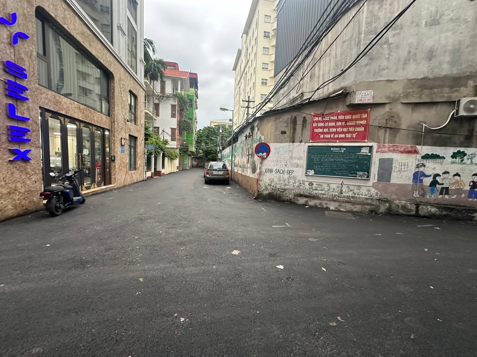 Nhà phố Yên Hòa Cầu Giấy 52m² giá 11.5 tỷ - Mặt tiền rộng, gần phố sầm uất!