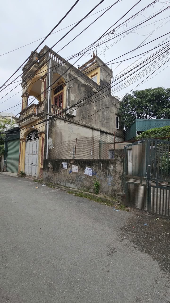 Đất mặt tiền đường Giáp Hải, Đông Dư, Gia Lâm 75.3m² giá 8.28 tỷ - Sổ đỏ đẹp, giao dịch ngay!