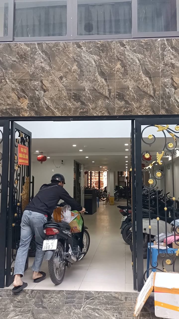 Căn hộ CCMN Trịnh Văn Bô, quận Nam Từ Liêm, 100m² giá 25 tỷ - Đầu tư sinh lời 1.2 tỷ/năm!