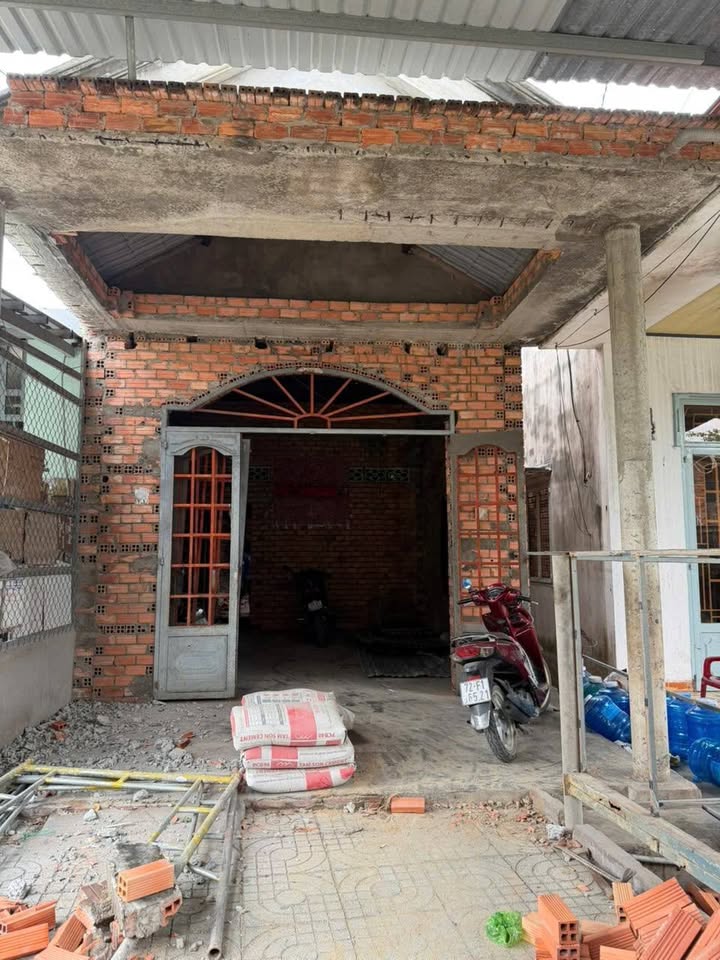 Nhà bán tại Bình Mỹ, Củ Chi 72m² giá 830 triệu - Đường vào tận nhà xe hơi!