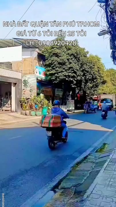 Nhà phố Tân Phú 70m² giá 10.8 tỷ - Nội thất cao cấp, an ninh tuyệt đối!