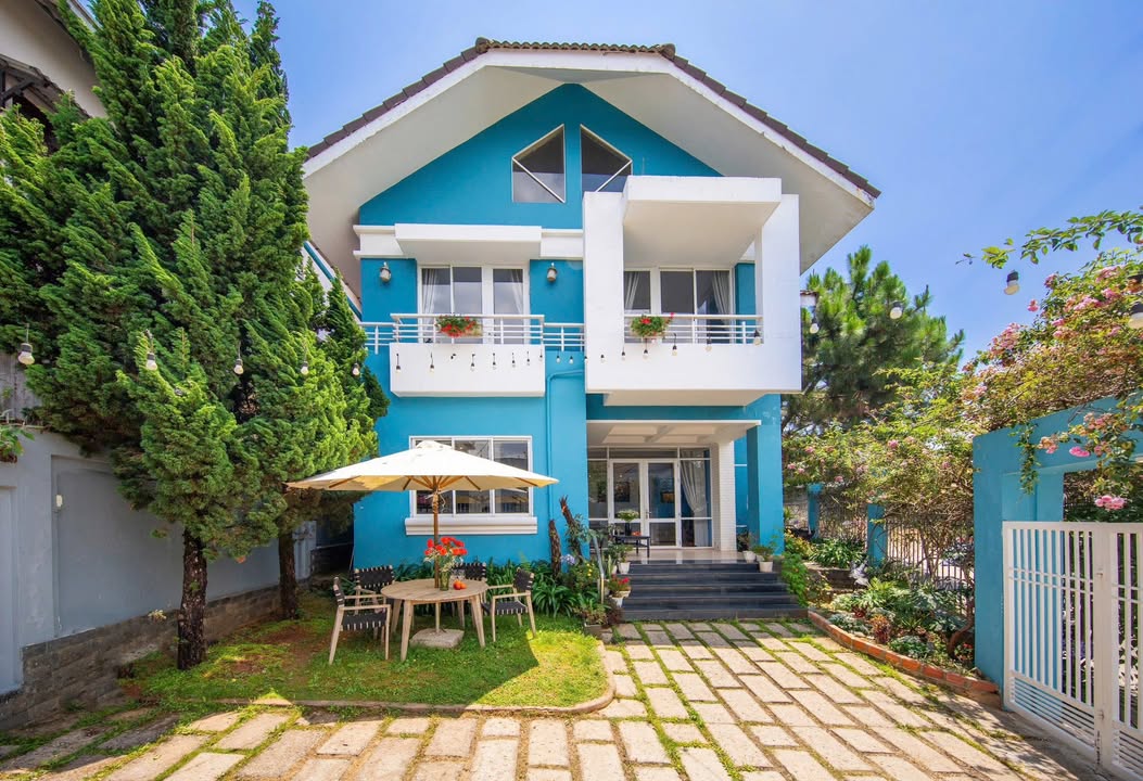 Cho thuê Villa Hùng Vương Đà Lạt 230m² - Nội thất đầy đủ, giá chỉ 25 triệu/tháng!