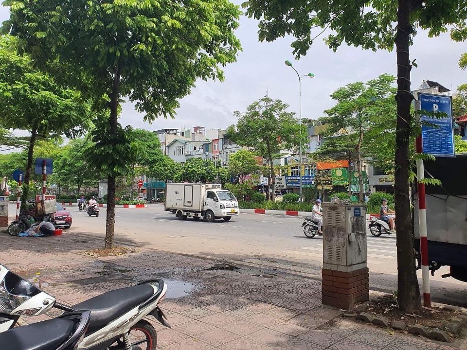 Nhà mặt phố Ô Chợ Dừa, Đống Đa 36m² giá 20 tỷ - Đầu tư sinh lời ngay!