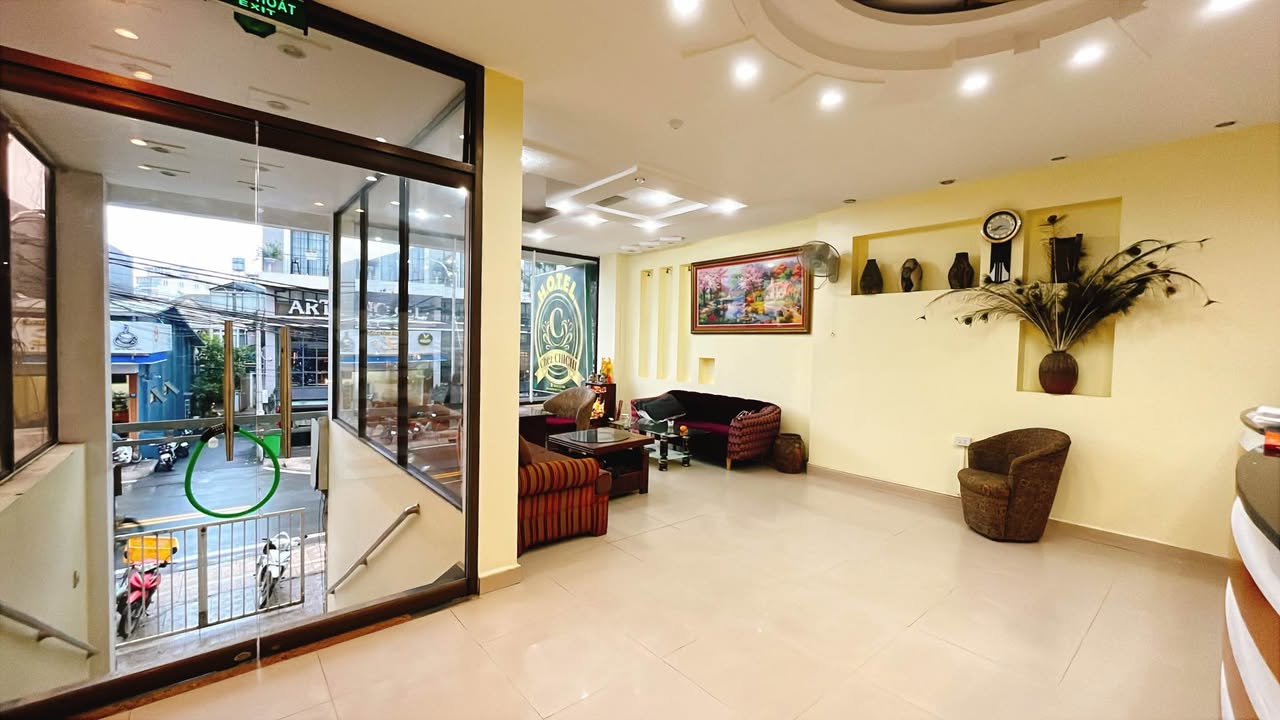 Cho thuê khách sạn mặt tiền Hoàng Diệu Đà Lạt 30 triệu/tháng - Vị trí đắc địa, đầy đủ tiện ích!