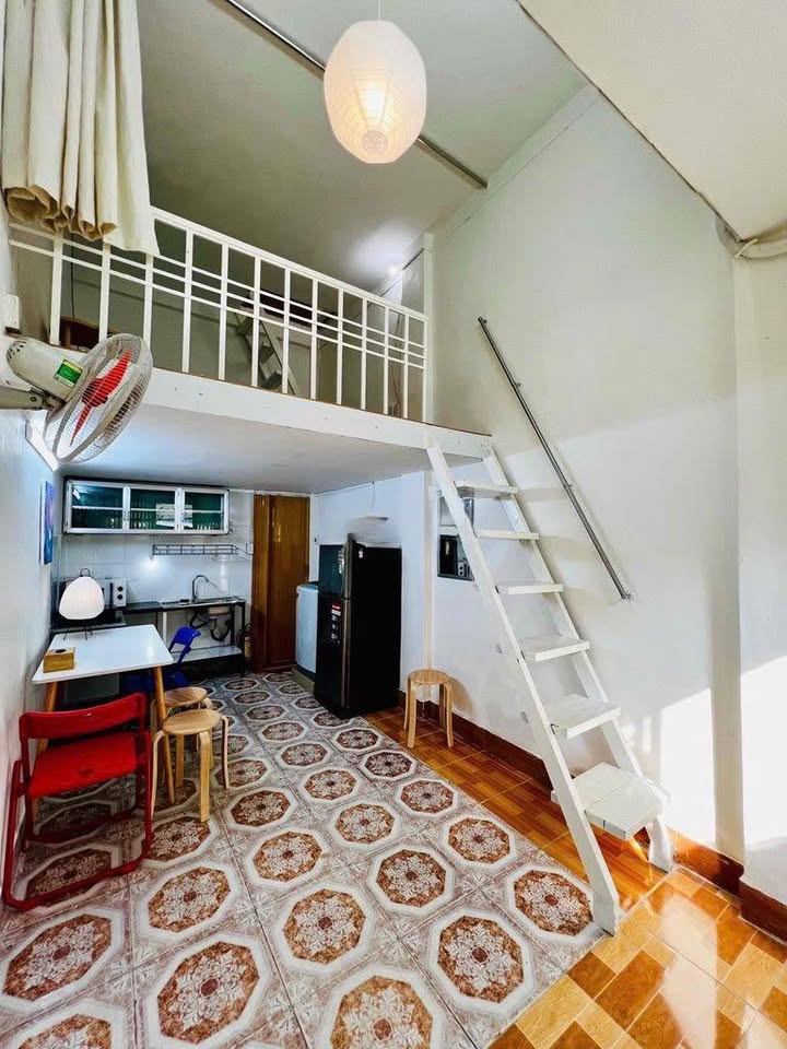 Nhà cho thuê tại Quận 1, 22m² giá 9 triệu - Full nội thất tiện nghi