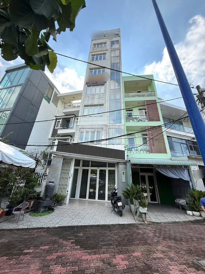 Cho thuê toà nhà văn phòng Quận 9 - Diện tích 500m², giá 45 triệu/tháng - Phù hợp cho doanh nghiệp phát triển!