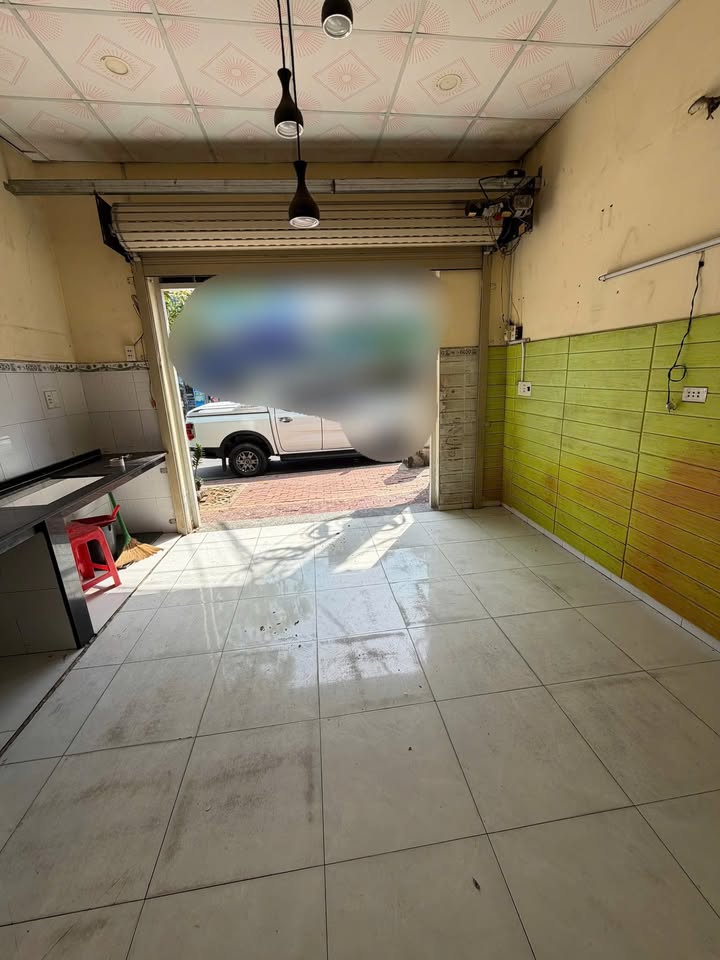 Mặt bằng cho thuê đường Lê Văn Chí, Thủ Đức 30m² giá 13 triệu - Vỉa hè rộng rãi, phù hợp kinh doanh!