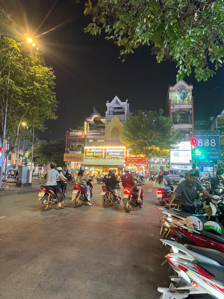 Nhà mặt tiền Tân Sơn Nhì, Tân Phú 68m² giá 25 triệu - Đầy đủ tiện nghi, chính chủ cho thuê!