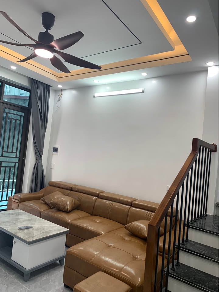 Nhà 3 tầng tại đầu ngõ 82 Lý Nhân Tông, 43.8m² giá 2 tỷ - Pháp lý rõ ràng!