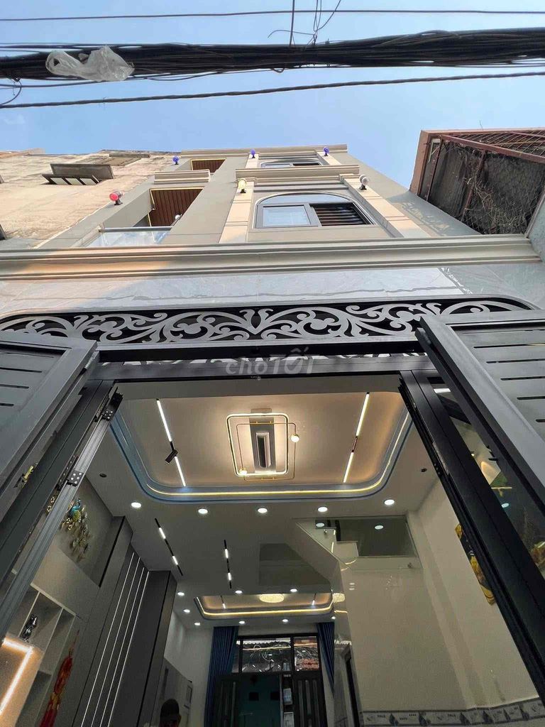 Nhà mới xây 4 tầng 2 mặt tiền Âu Dương Lân, P.3 Q.8 giá 6.8 tỷ - Đầu tư sinh lời!