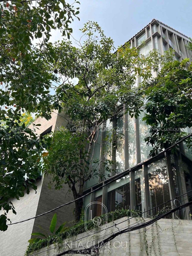 Căn hộ cao cấp 1PN 55m² Nguyễn Trãi, Quận 1 - View thoáng, nội thất sang trọng!