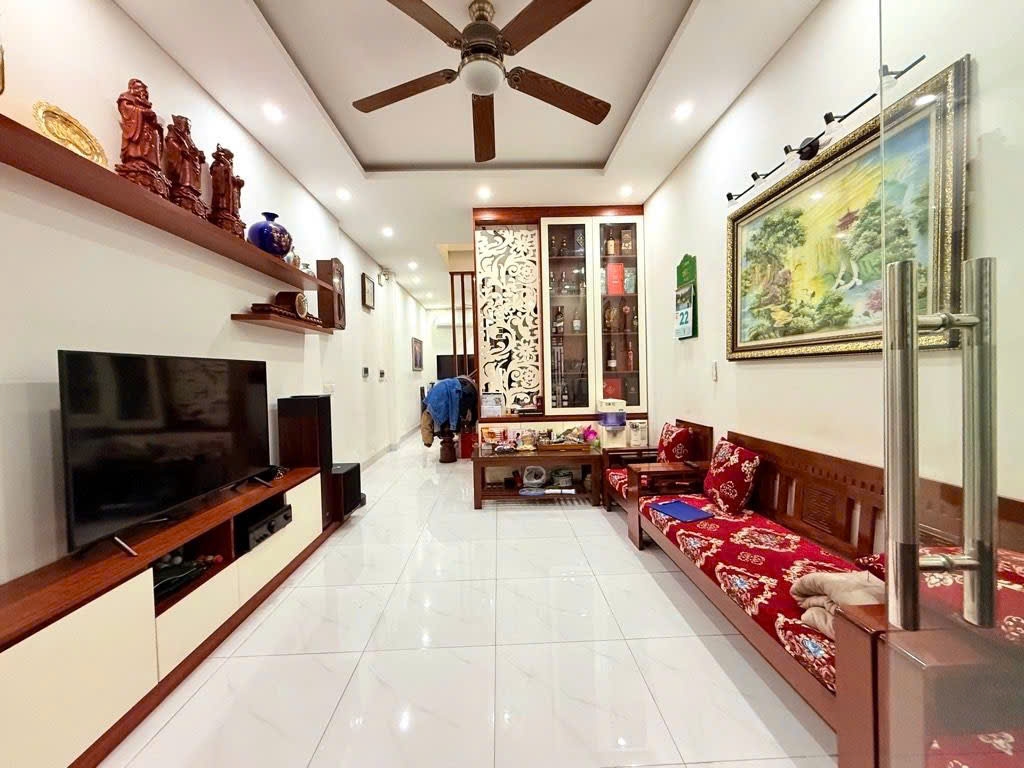 Nhà phố Vương Thừa Vũ, Thanh Xuân 50m² giá 14 tỷ - Kinh doanh tốt, an ninh đỉnh!