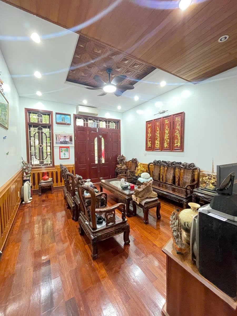 Nhà phố 125m² ngõ 80 Trung Kính, Cầu Giấy giá 45 tỷ - Kinh doanh tuyệt vời!