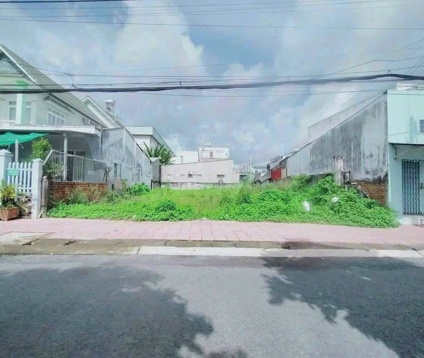 Đất mặt tiền chợ Phước Thọ, Vĩnh Long 110m² giá 1.99 tỷ - Vị trí kinh doanh thuận lợi!