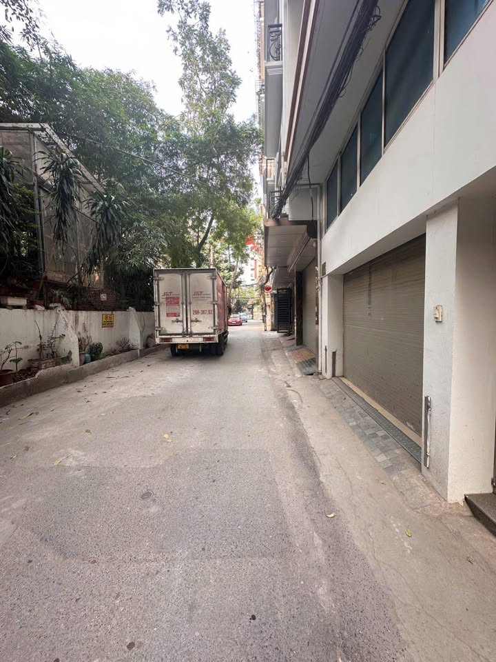 Nhà riêng Thụy Phương 120m² giá 13.2 tỷ - Thiết kế hiện đại, giao thông thuận tiện!