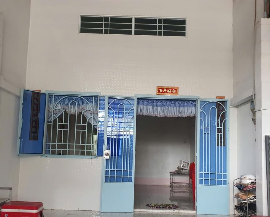 Nhà mặt tiền Quốc lộ 1A, Khóm 2, Hộ Phòng, 172m² giá 2.8 tỷ - Chính chủ bán gấp!