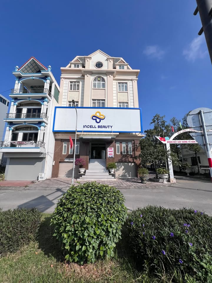 Cho thuê văn phòng Uông Bí 200m² - Vị trí đắc địa, dễ tìm!