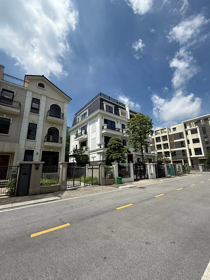 Biệt thự song lập K3 - K5 Starlake Tây Hồ 241m² - Sẵn sàng tạo dấu ấn riêng!