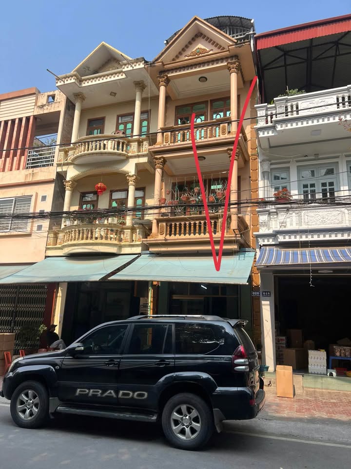 Nhà 3 tầng Phố Mới Lào Cai 80m² giá 4 tỷ - Hướng Đông Nam cực hiếm!