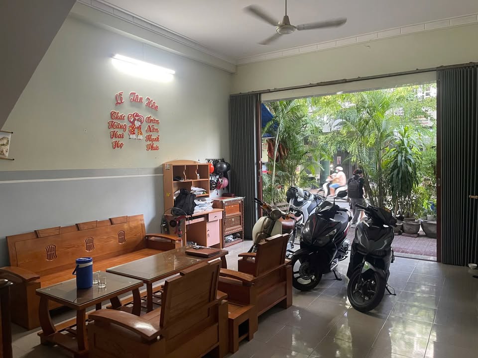 Nhà mặt tiền Nguyễn Hào Sự, Phường 9, 82.5m² giá 4.2 tỷ - Cơ hội đầu tư tuyệt vời!