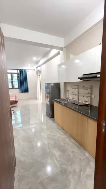 Căn hộ CCMN Ngõ 59 Mễ Trì Hạ 50m² giá 4 triệu - Full đồ, sẵn sàng vào ở!