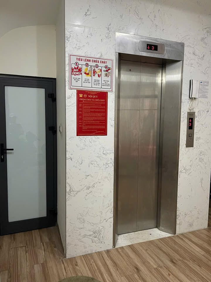 Cho thuê phòng ngay Ngõ 399 Âu Cơ, Tây Hồ - 4.2 triệu/tháng - Full nội thất cơ bản