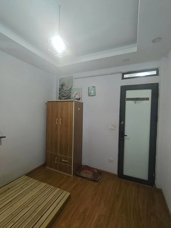Cho thuê phòng tại đường Thanh Lân, quận Hoàng Mai, giá 2 triệu - Không chung chủ, đầy đủ tiện nghi!