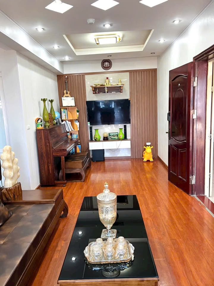 Chung cư Trường Thi, Vinh 81m² giá 2.9 tỷ - Căn góc đầy đủ nội thất!