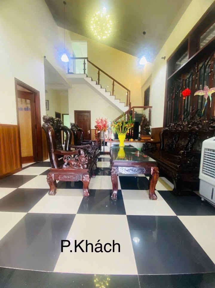 Nhà lô đôi đường Nguyễn Ân, quận Cẩm Lệ 200m² giá 12.5 tỷ - Sổ đỏ chính chủ!