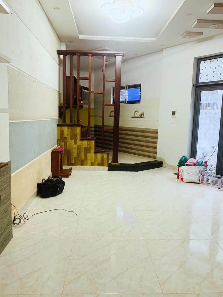 Nhà nguyên căn đường 2-9, Đà Nẵng 70m² giá 7 triệu - Không gian yên tĩnh, thoáng mát!