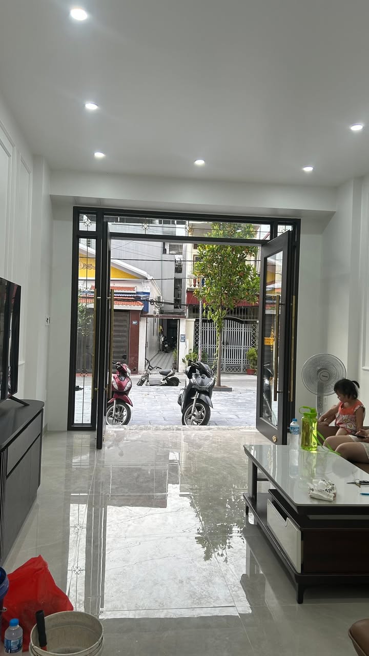 Nhà Độc Lập Đường TDC Đằng Lâm 77m² giá 8.3 tỷ - Vị trí gần chợ và sân bay Cát Bi!