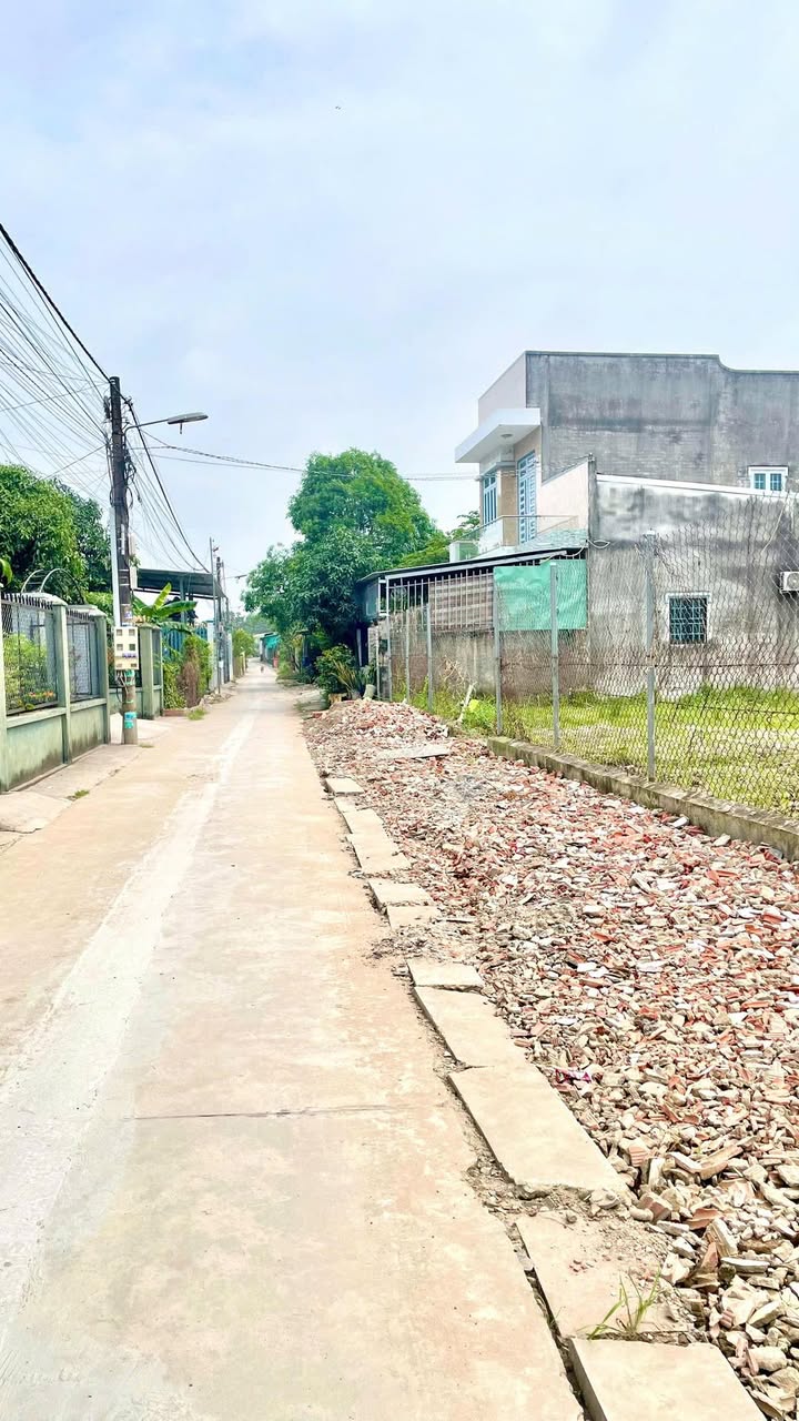 Đất nền Phước Thiền 98m² giá 1.65 tỷ - Sổ đỏ chính chủ, ô tô vào tận nơi!