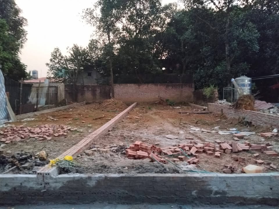 Đất thổ cư Tây Đằng Ba Vì 50m² giá chỉ 900 triệu - Sổ đỏ chính chủ sẵn sàng!