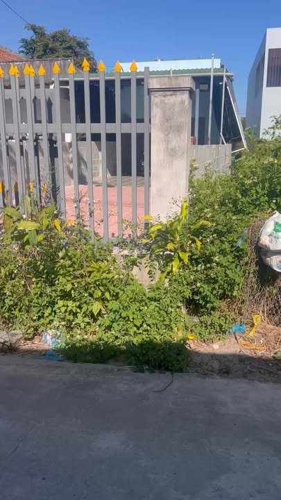 Đất ở hẻm Đinh Bộ Lĩnh, La Gi, Bình Thuận 155m² giá 900 triệu - Sổ hồng chính chủ, xây dựng ngay!