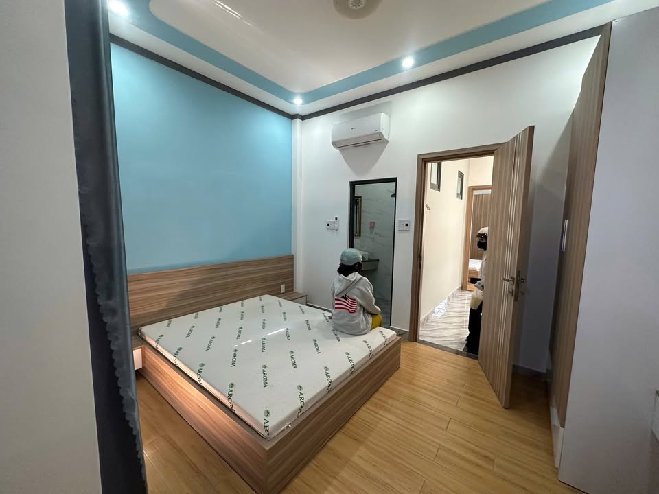 Nhà cho thuê Phường Phú Hòa - Thủ Dầu Một - 2PN, 3WC - Nội thất cao cấp, chỉ dọn vào ở!