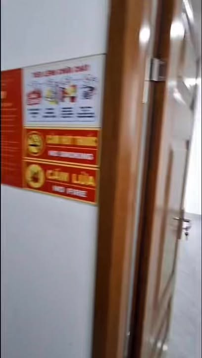 Cho thuê phòng studio tại 28 Quang Tiến, Đại Mỗ, 24m² giá 3.6 triệu - Tiện nghi đầy đủ, sẵn sàng vào ở!