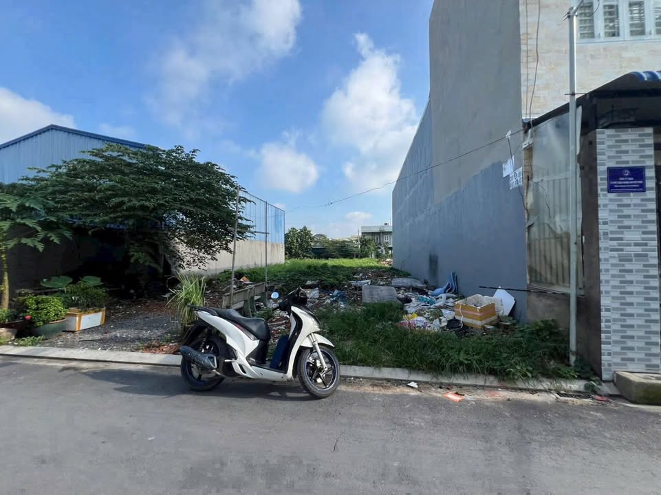 Đất thổ cư 310.9m² Hẻm 105 Vườn Lài, Quận 12 chỉ 18 tỷ - Cơ hội đầu tư tuyệt vời!