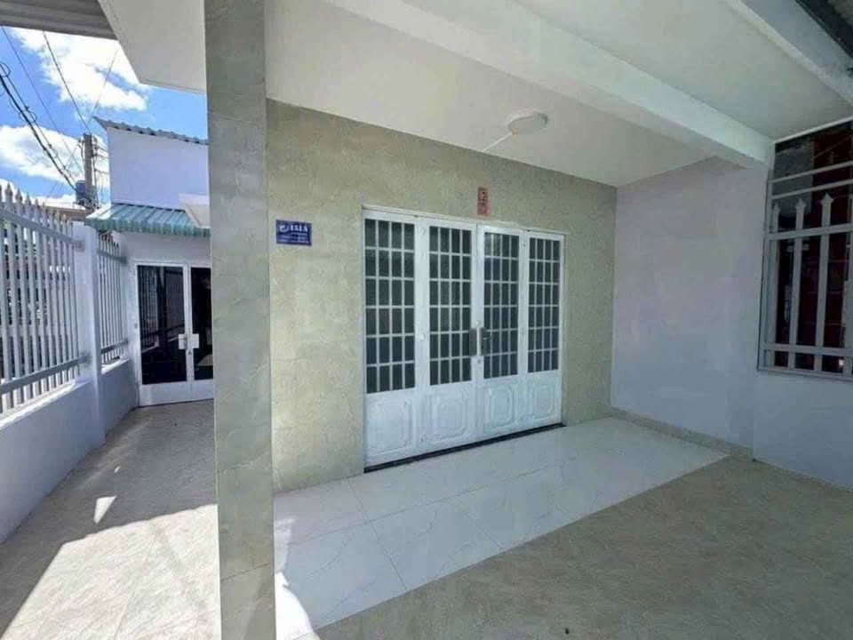 Nhà phố Mỹ Tho 70m² giá 1.39 tỷ - Hoàn thiện mới, góc 2 mặt tiền!