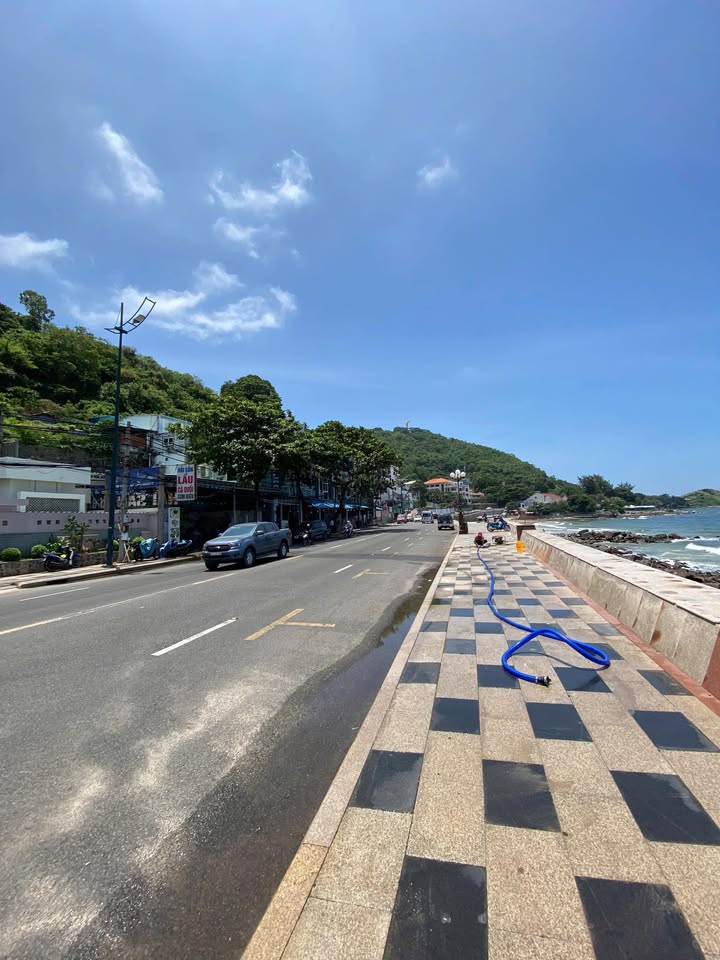 Khách sạn mặt tiền biển Hạ Long, Vũng Tàu 1.050m² giá 250 tỷ - Cơ hội đầu tư hiếm có!