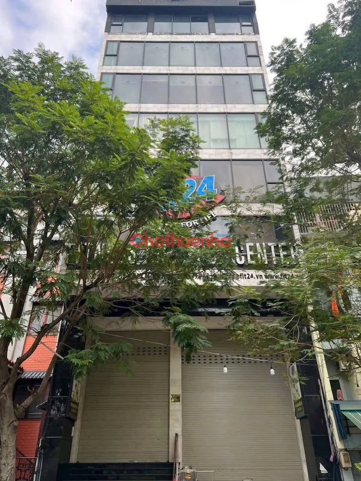 Cho thuê toà nhà 621 Hoàng Sa, Quận 3 - Diện tích 136m², mặt tiền kinh doanh sầm uất